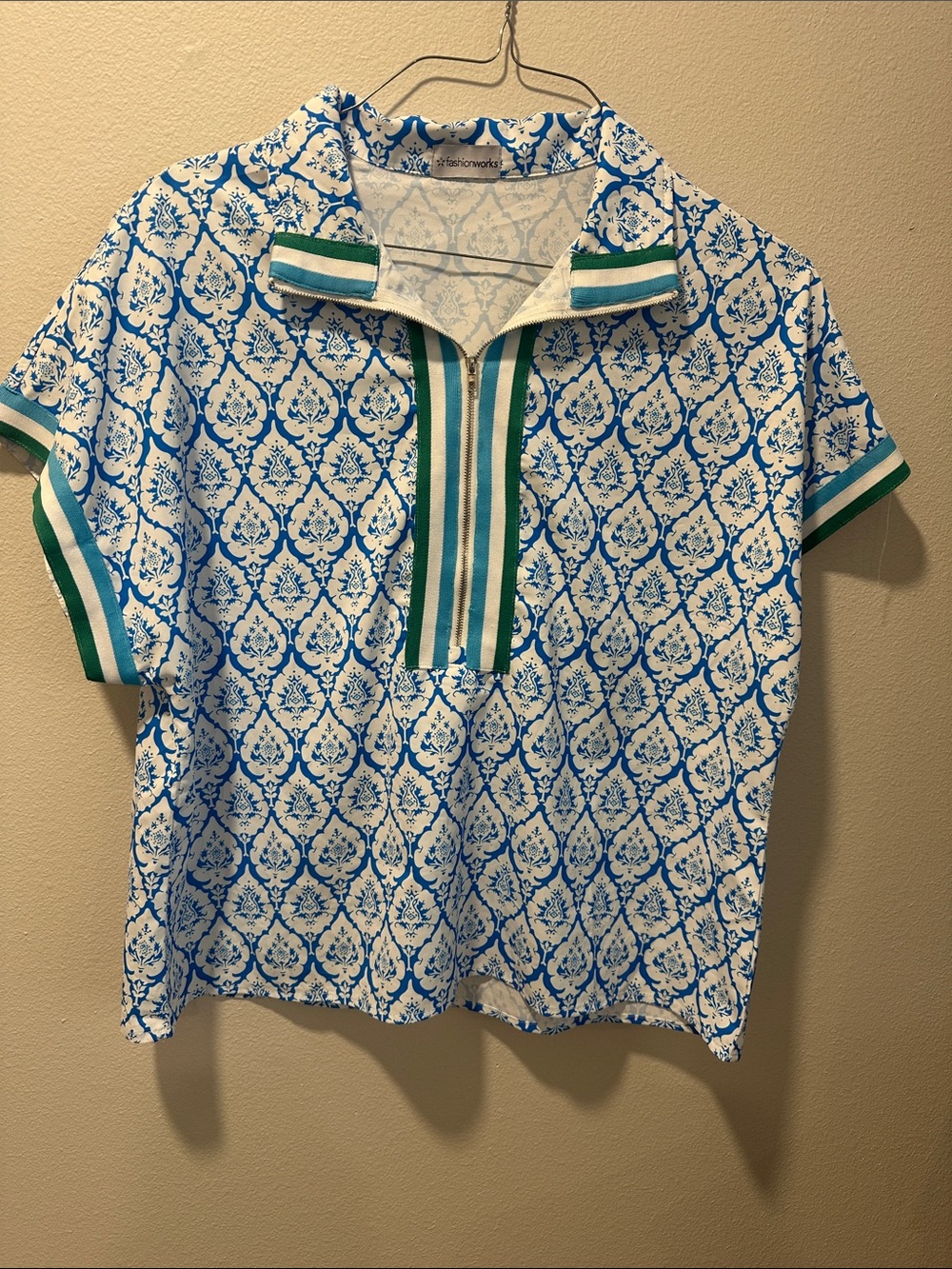Blue & White Patterned Short-Sleeve Polo Top with Green Trim